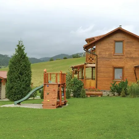 Holiday Liptovska Sielnica בית נופש Kalameny